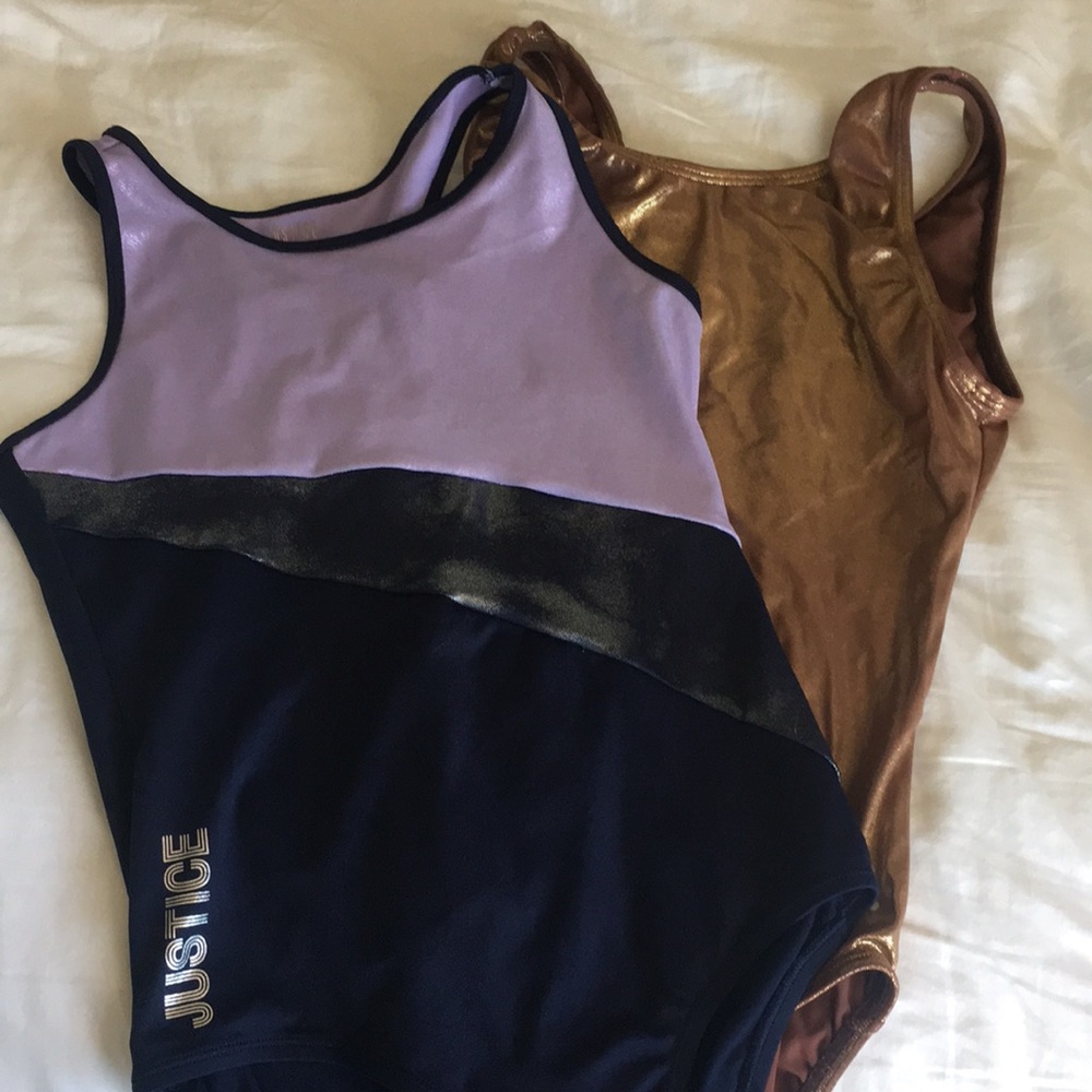 2 Leotards